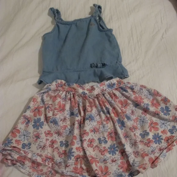 4 Piece Girls Calvin Klein Outfit EUC - Picture 3 of 4